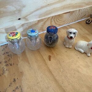 Pioneer woman mini Glass Jars Set & dog shakers